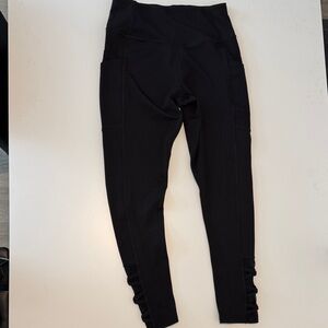 High-Waist Black Leggings with Side Pockets